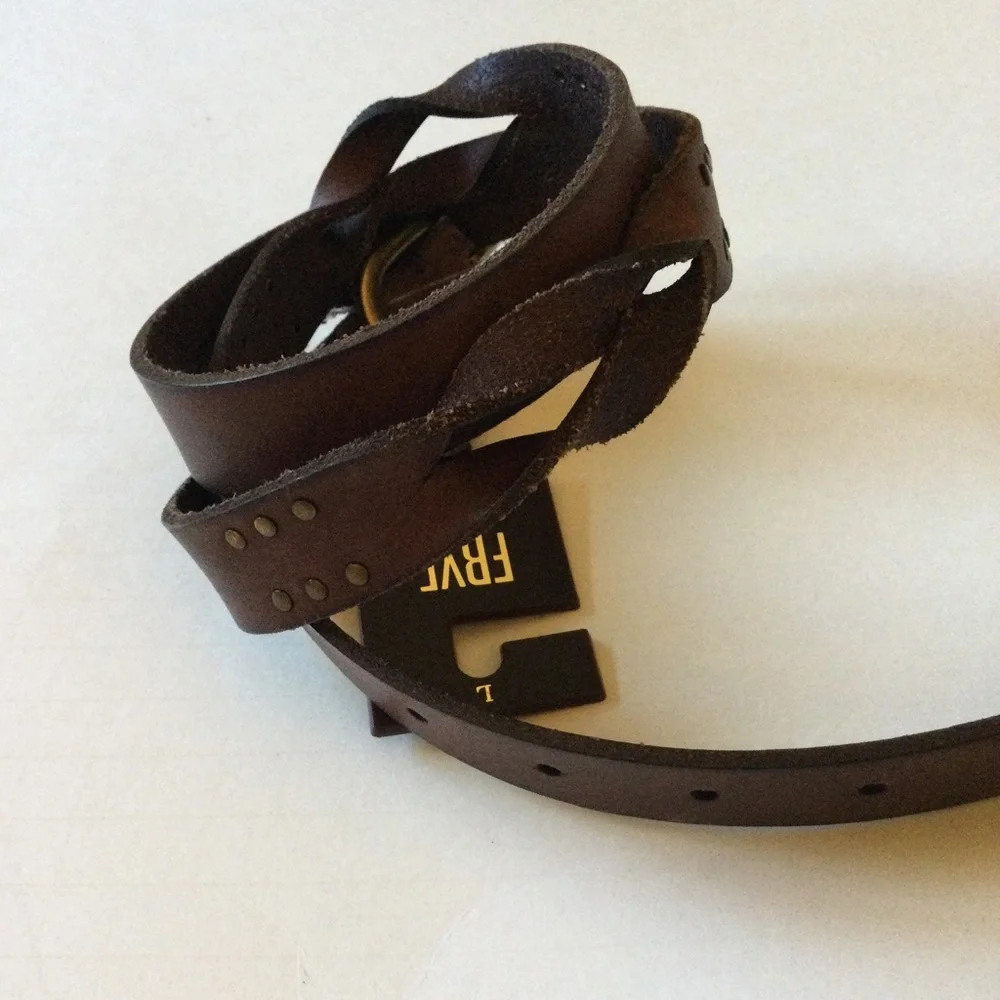 FRYE TWISTED STUD LEATHER BELT BROWN WITH BRASS D RING BUCKLE SIZE LARGE NWT